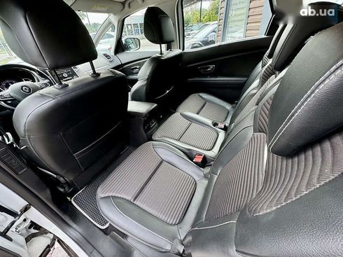 Renault Scenic 2017 - фото 29