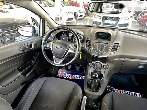 Ford Fiesta 2016 - фото 19