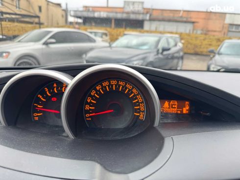 Toyota Verso 2012 черный - фото 14