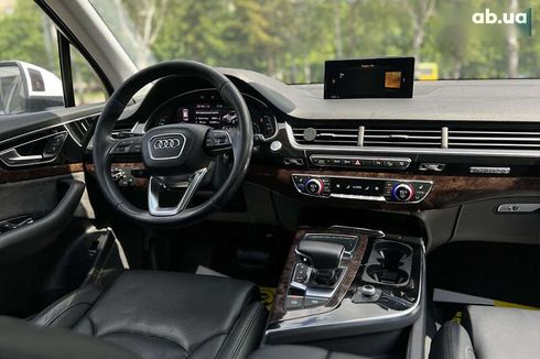 Audi Q7 2017 - фото 13