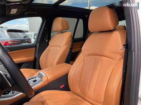 BMW X5 2019 - фото 25