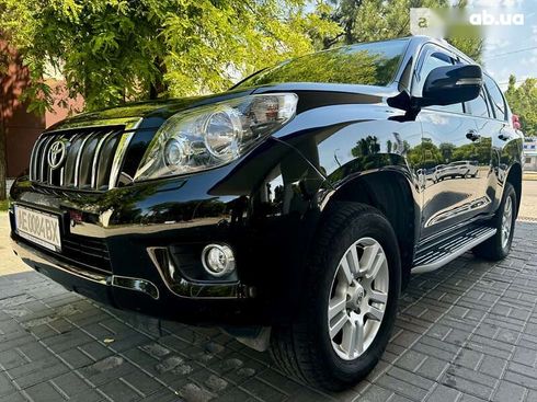 Toyota Land Cruiser Prado 2010 - фото 5