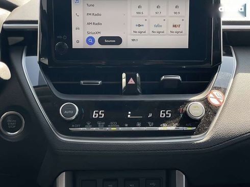 Toyota Corolla Cross 2023 - фото 18