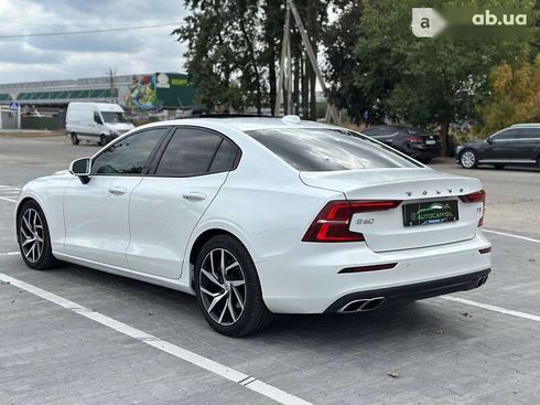 Volvo S60 2019 - фото 16