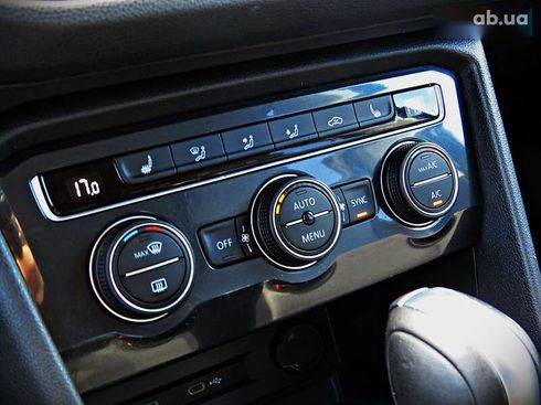 Volkswagen Tiguan 2020 - фото 13