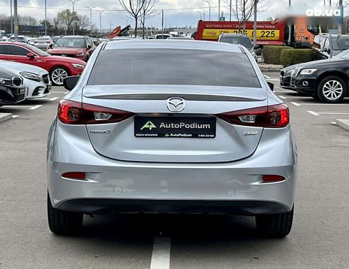 Mazda 3 2018 - фото 7
