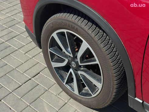 Nissan Rogue 2017 красный - фото 9