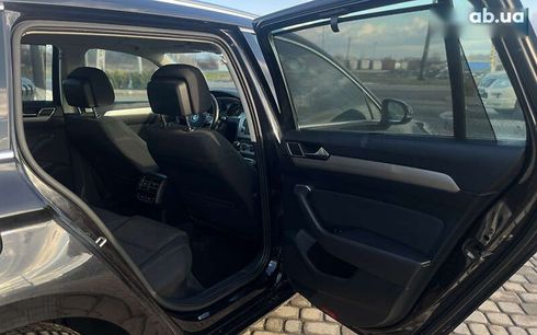 Volkswagen Passat 2015 - фото 19