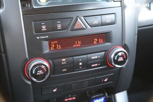 Kia Sorento 2010 - фото 16