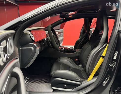 Mercedes-Benz AMG GT 4 2019 - фото 26