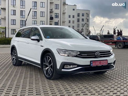 Volkswagen passat alltrack 2020 - фото 16