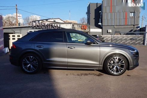 Audi Q8 2023 - фото 4