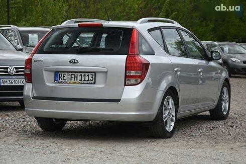 Kia Cee'd 2011 - фото 9