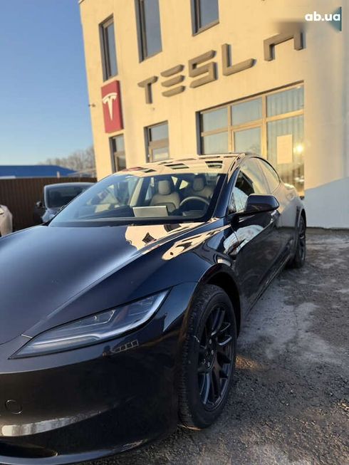 Tesla Model 3 2024 - фото 10