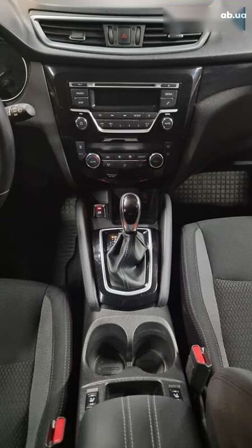 Nissan Qashqai 2021 - фото 8