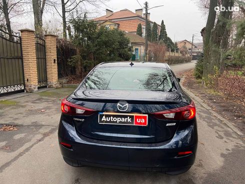 Mazda 3 2017 синий - фото 6