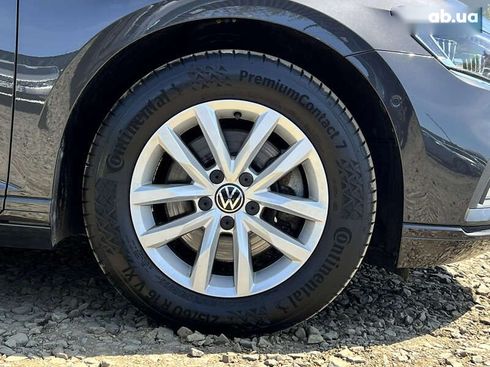 Volkswagen Passat 2021 - фото 26