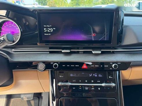 Kia Carnival 2021 - фото 24