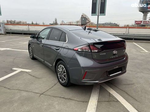 Hyundai Ioniq 2019 - фото 9