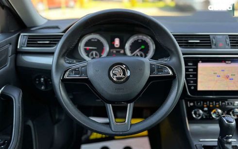 Skoda Superb 2020 - фото 16