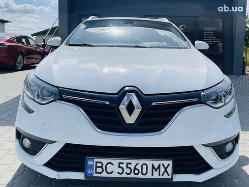 Renault Megane 2017 - фото 4