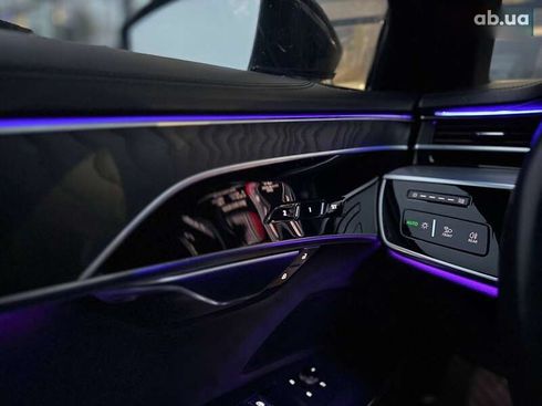 Audi A8 2019 - фото 22