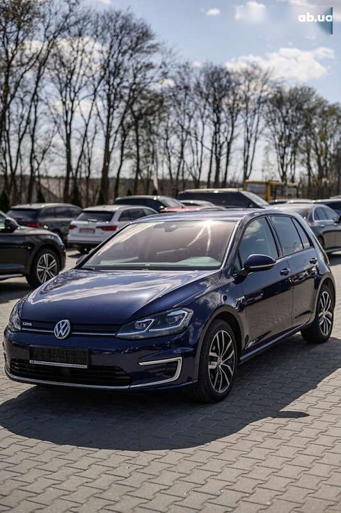 Volkswagen e-Golf 2019 - фото 23