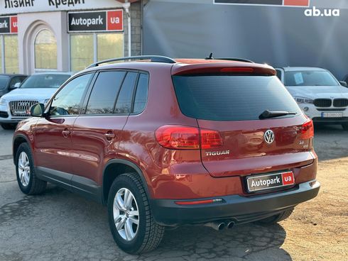 Volkswagen Tiguan 2015 красный - фото 8