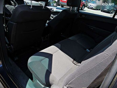 Opel Zafira 2010 - фото 12