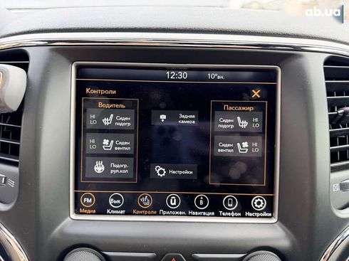 Jeep Grand Cherokee 2018 - фото 24