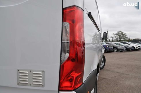 Mercedes-Benz Sprinter 2021 - фото 26