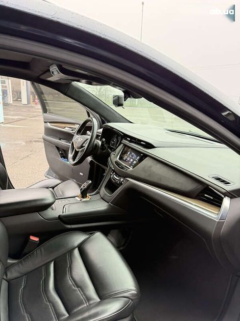 Cadillac XT5 2017 - фото 24