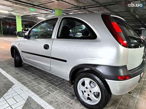 Opel Corsa 2002 - фото 11