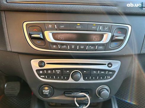 Renault Megane 2010 - фото 24