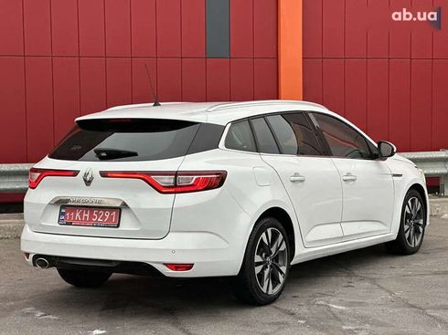 Renault Megane 2019 - фото 12