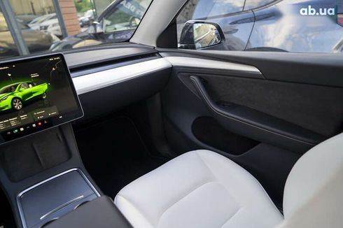 Tesla Model Y 2023 - фото 19
