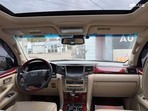 Lexus LX 2008 черный - фото 20