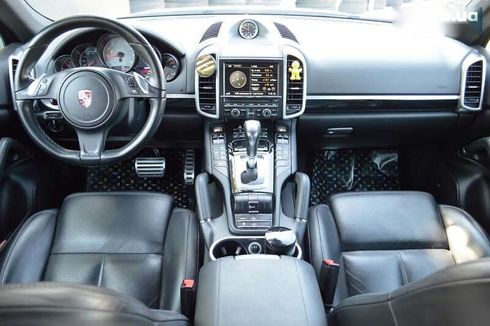 Porsche Cayenne 2012 - фото 29