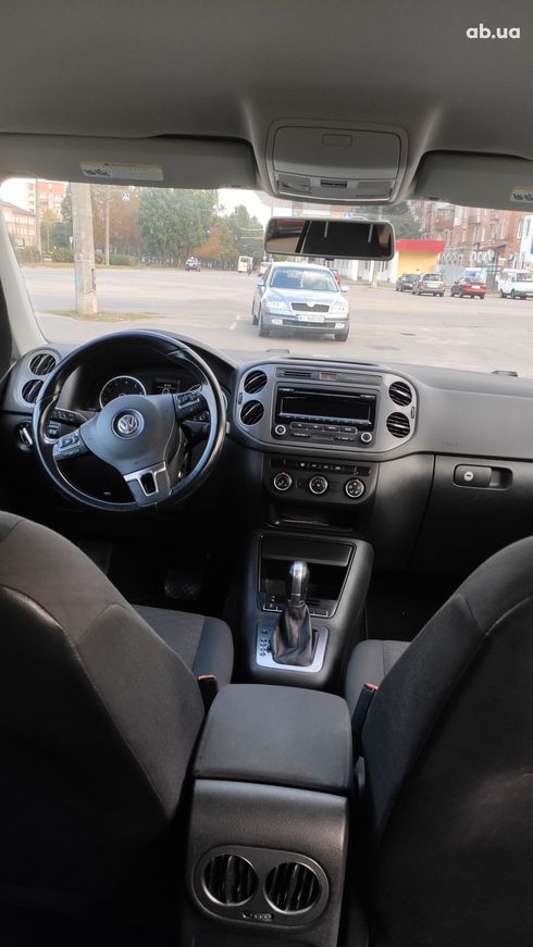 Volkswagen Tiguan 2013 белый - фото 14