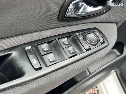 Renault Scenic 2012 - фото 11