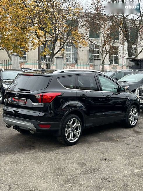 Ford Escape 2019 - фото 22