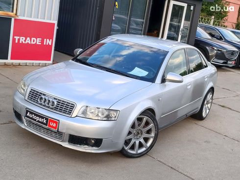 Audi A4 2002 серый - фото 4
