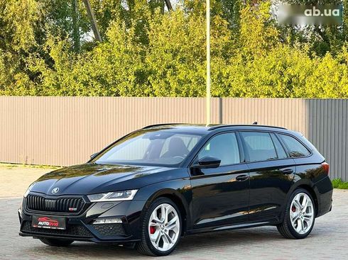 Skoda Octavia 2021 - фото 8