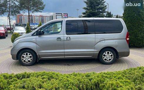 Hyundai H-1 2012 - фото 4