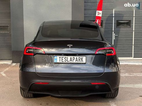 Tesla Model Y 2024 - фото 9