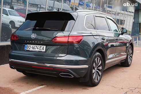 Volkswagen Touareg 2019 - фото 3