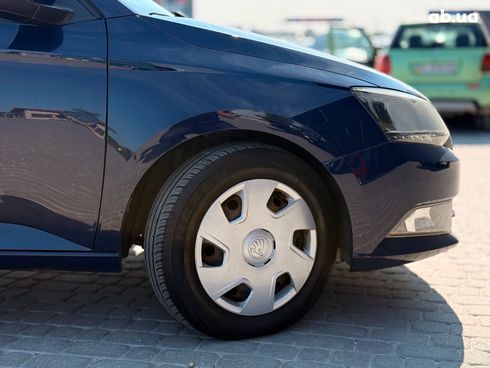Skoda Fabia 2015 синий - фото 6