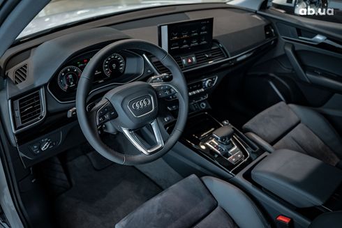 Audi Q5 2023 белый - фото 15