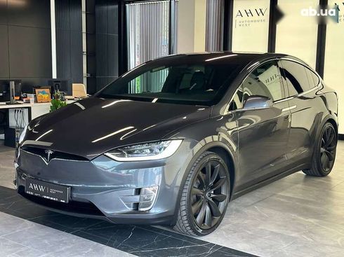 Tesla Model X 2018 - фото 6