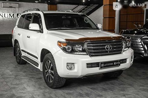 Toyota Land Cruiser 2014 - фото 20